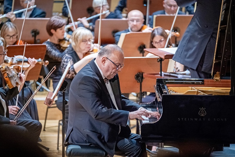 Filharmonia 14.06.2024 Artur Jaroń i Ork. Filh. Podk. dyr. Mirosław Jacek Błaszczyk 3