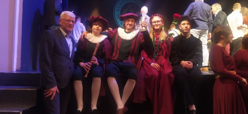 Na pierwszym planie Zespół Muzyki Dawnej HORTUS MUSICUS z SCK w Mielcu