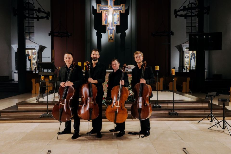 Polish Cello Quartet : Tomasz Daroch, Krzysztof Karpeta, Wojciech Fudala, Adam Krzeszowiec -koncert w Rzeszowie