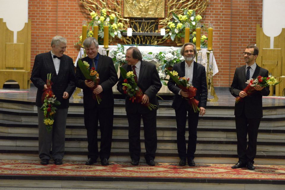 od lewej: prof. K. A. Kulka, prof. R. Perucki, prof. W. Szymański, prof. M. Mleczko, dr hab. Wacław Golonka 