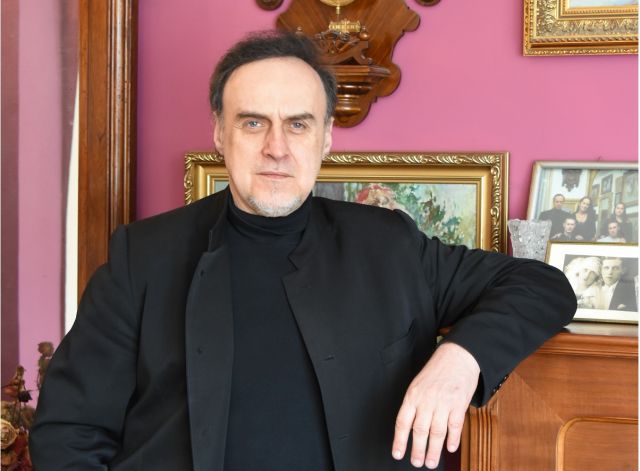 Marek Wiatr - dyrektor artystyczny XV Festiwalu Żarnowiec 2019, świetny teanor i malarz