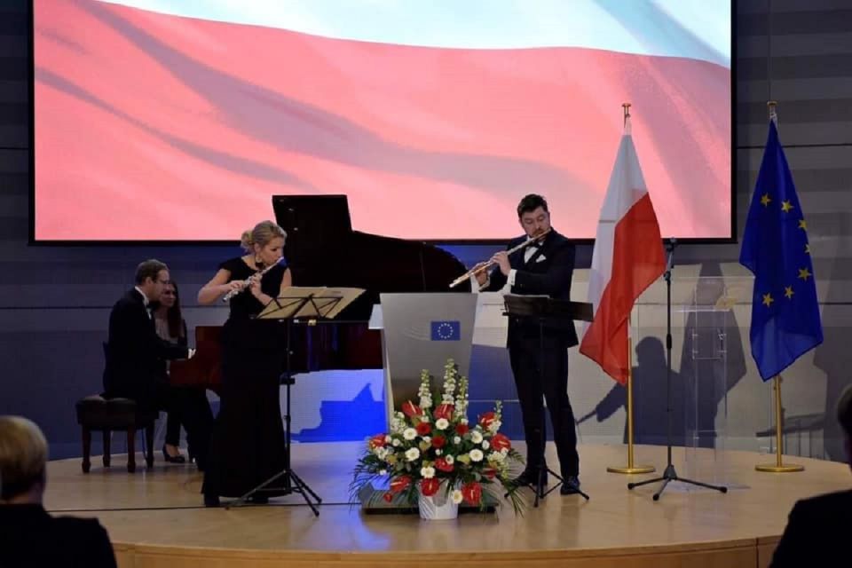 Agata Kielar-Długosz i Łukasz Długosz-flety/ Andrzej Jungiewicz-fortepian