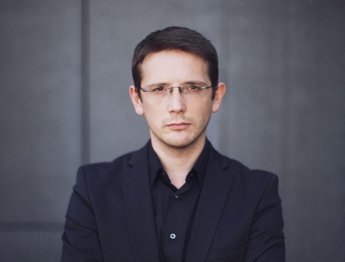 dr Zygmunt Magiera - dyrygent, dyrektor artystyczny OCTAVA ensemble