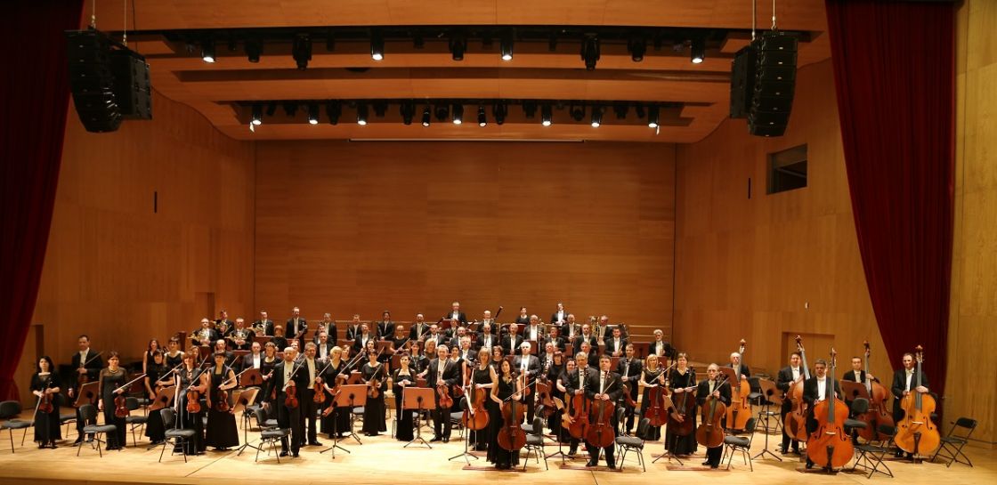Orkiestra Filharmonii Podkarpackiej gra utwory Stanisława Moniuszki