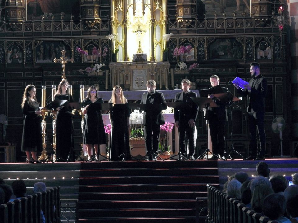 CRACOW SINGERS