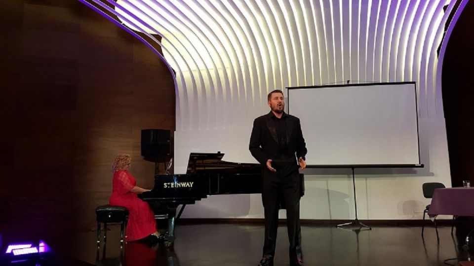 Sławomir Naborczyk - tenor , Jolanta Skorek-Münch - fortepian