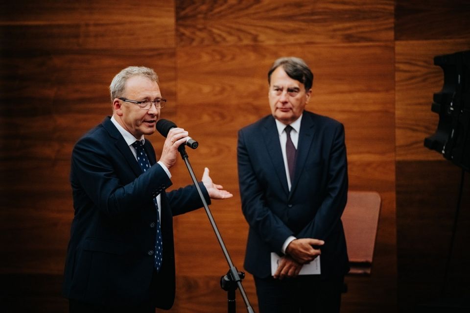 prof. Zbigniew Granat i red. Paweł Sztompke