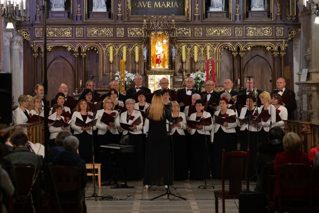 XXI WIECZÓR POEZJI I PIEŚNI „AVE MARIA”