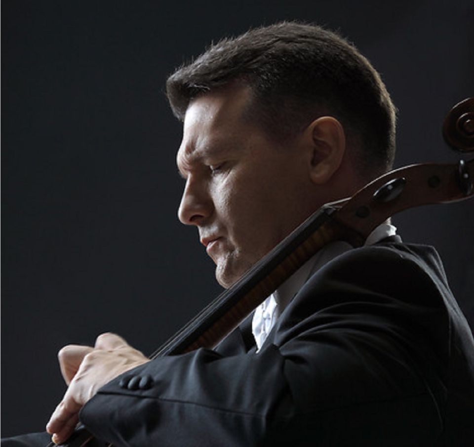 Tomasz Strahl - wiolonczela