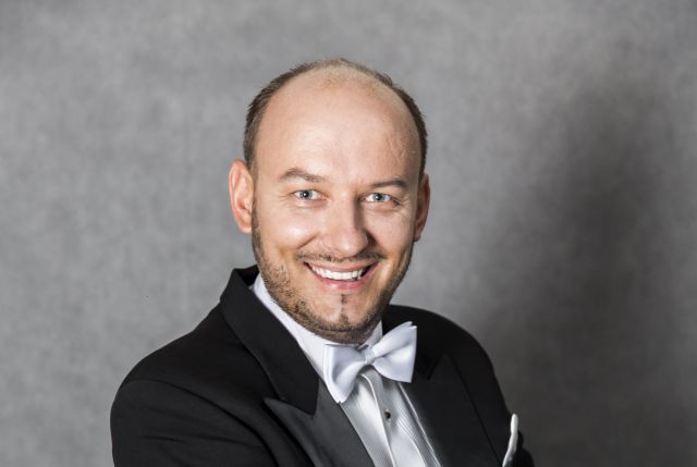 Adam Sobierajski - tenor